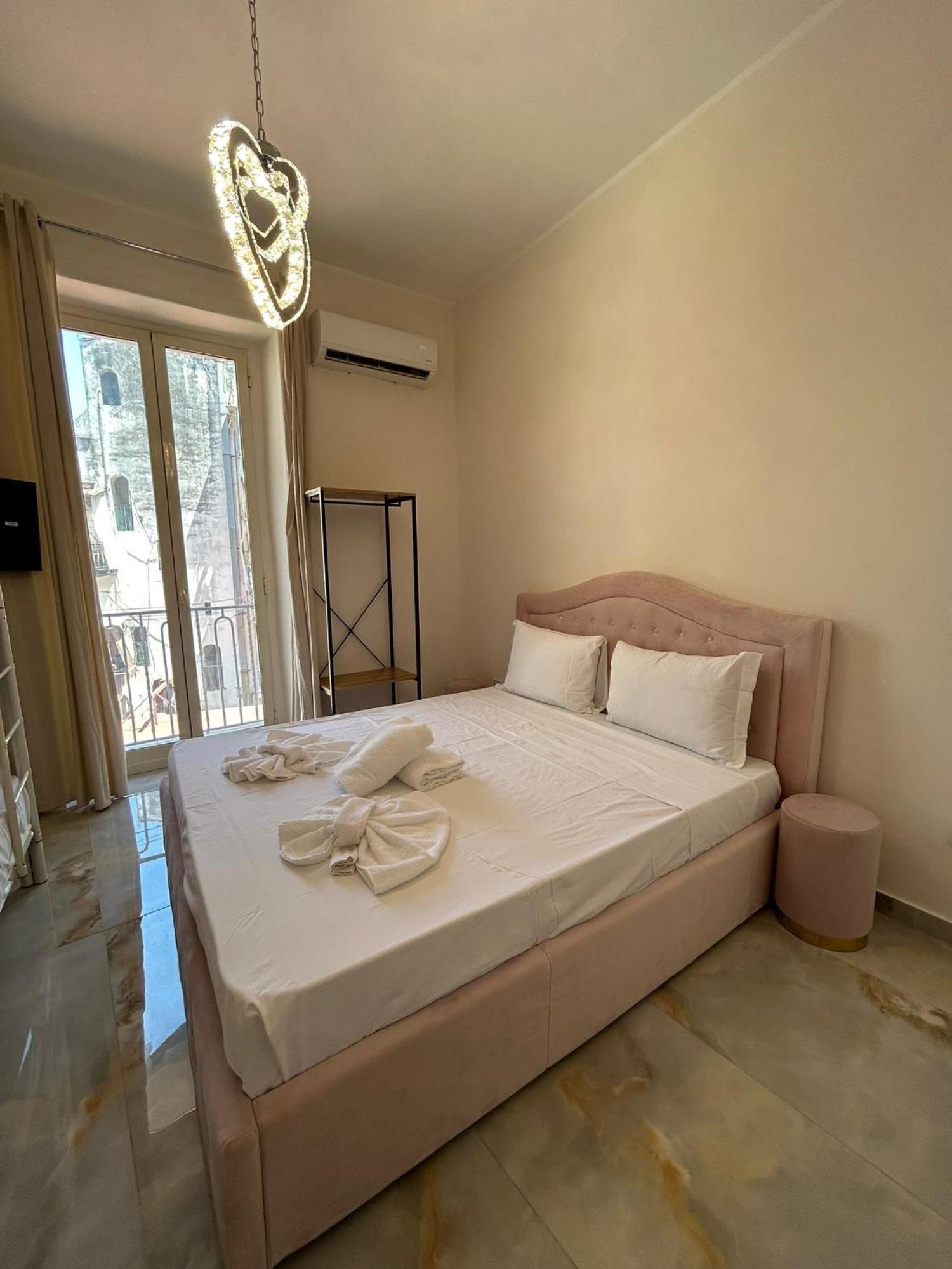 Valentino House Vico Mattonelle 48 Apartment