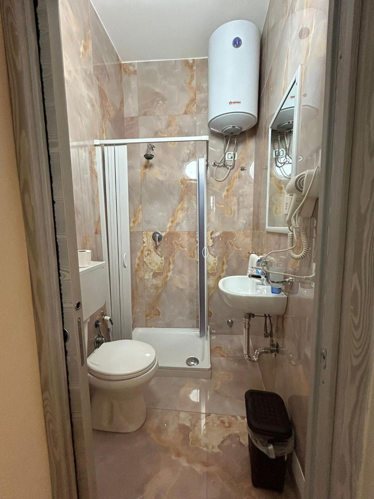 Valentino House Vico Mattonelle 48 * Naples